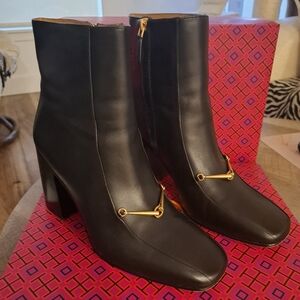 TORY BURCH Black Leather Heeled Equestrian Boots For Women Size 8.5